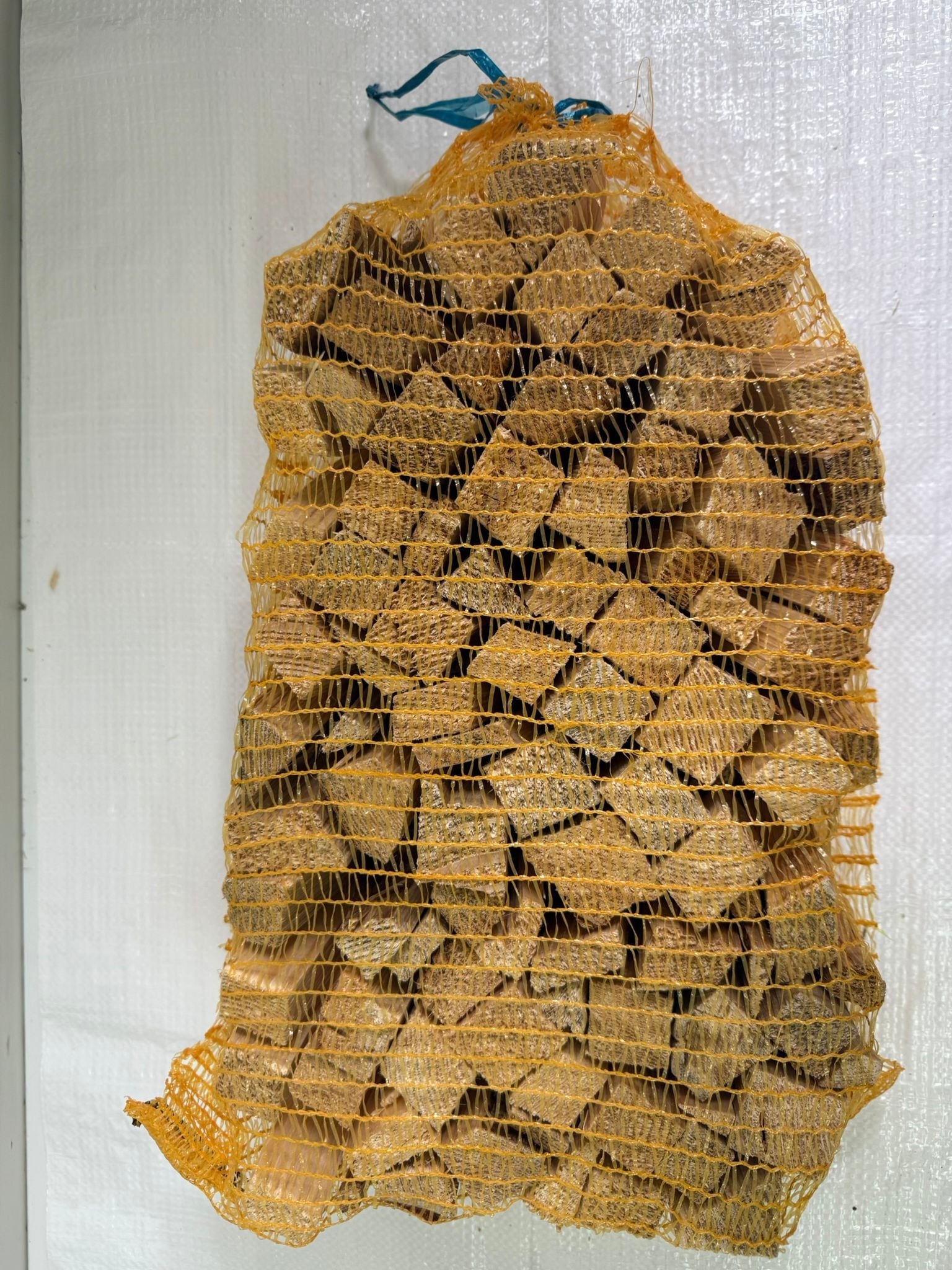 Kindling 96 x 3.5kg nets